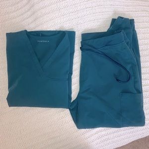 Mandala Scrub Set size L in Caribbean Blue